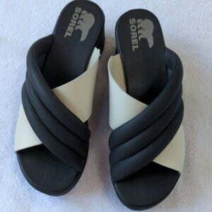 Sorel Women's Black and Cream Cross-Strap Sandals